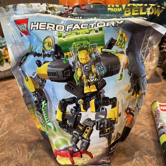 Lego HeroFactory Profounders Sub Terrania Biotanicals Toy - Picture 7 of 8